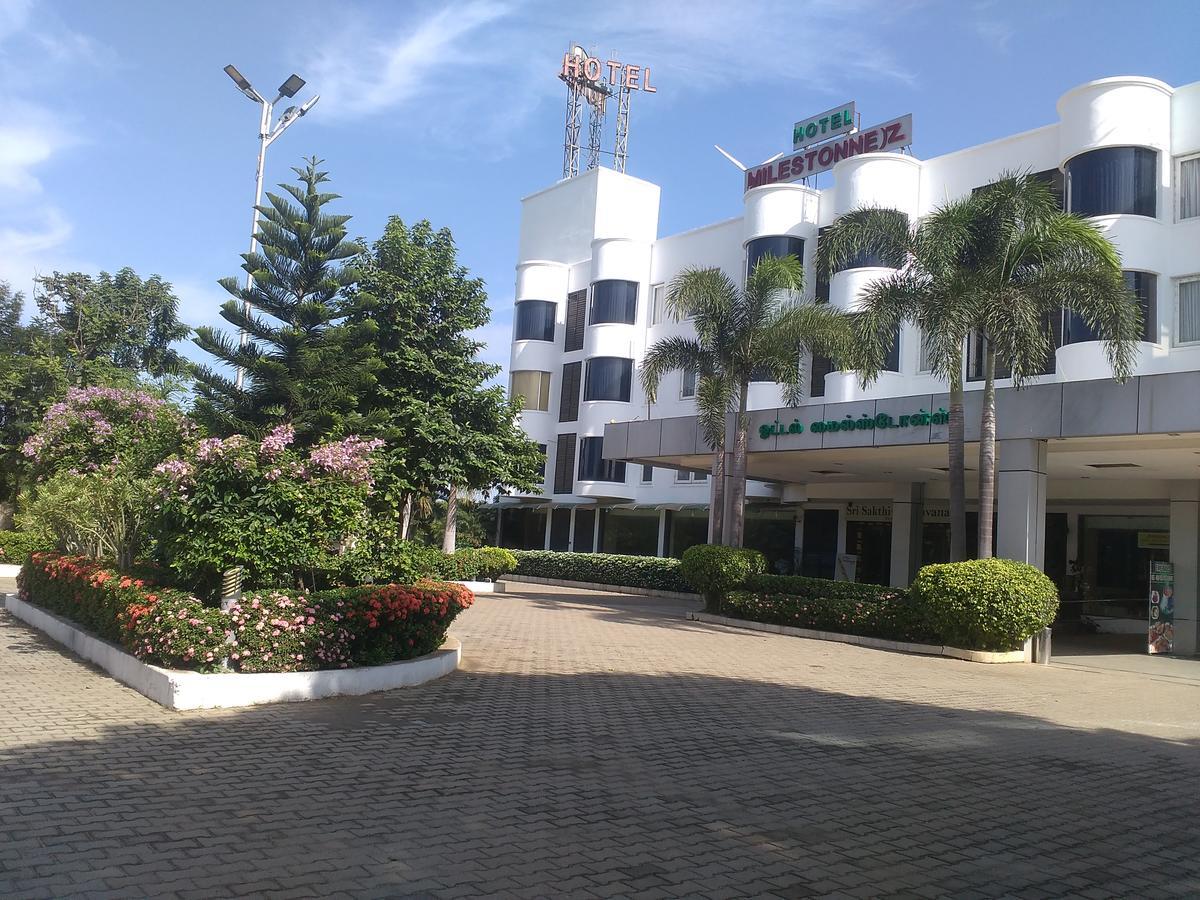 Hotel Milestonnez Sriperumbudur Exterior foto